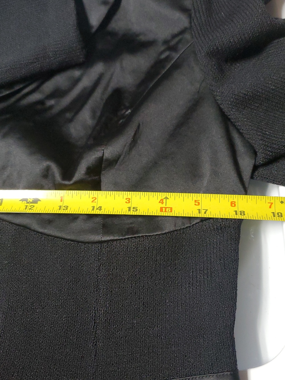 Vintage St.John Evening Black Sweater Knit Suit Size 10 Pants & Jacket - Picture 15 of 16